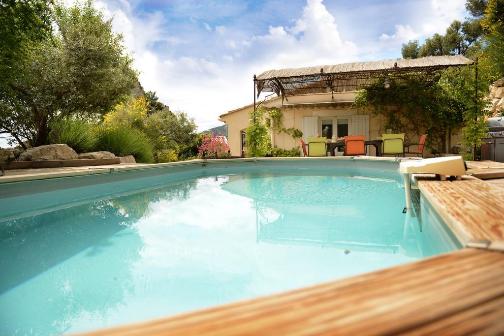 Mas De Carabelle Bed & Breakfast La Roque-Alric ภายนอก รูปภาพ