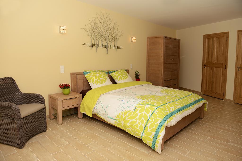 Mas De Carabelle Bed & Breakfast La Roque-Alric ห้อง รูปภาพ