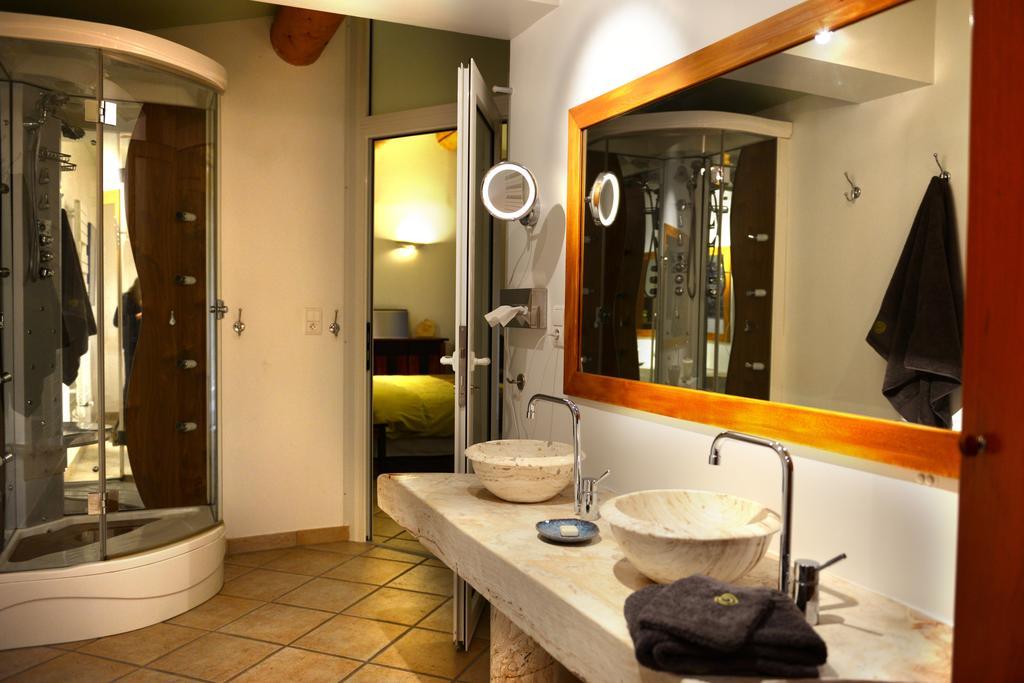 Mas De Carabelle Bed & Breakfast La Roque-Alric ห้อง รูปภาพ